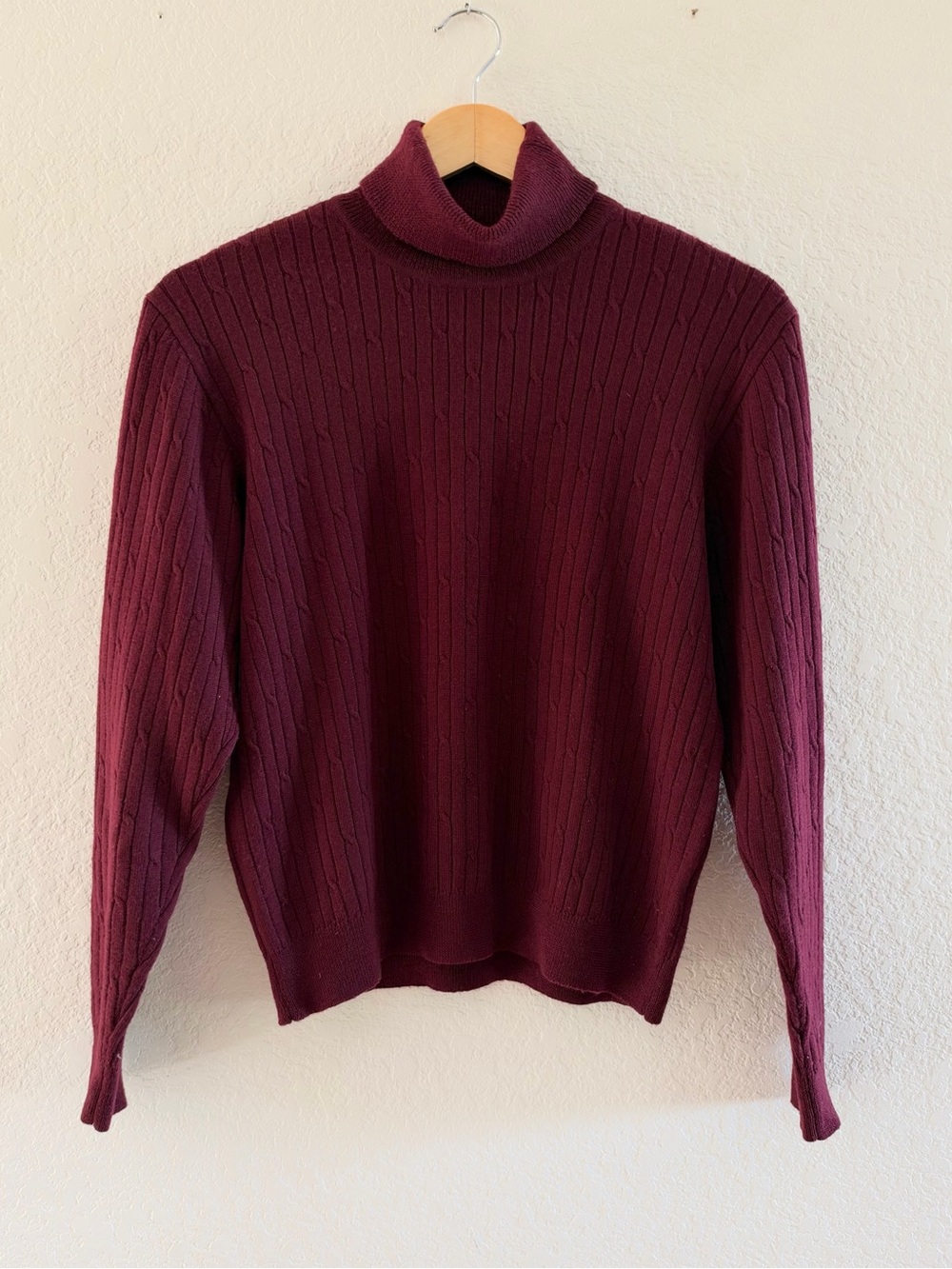 Vintage Liz Claiborne Burgundy Merino Wool Cable-Knit Turtleneck Sweater M Fall